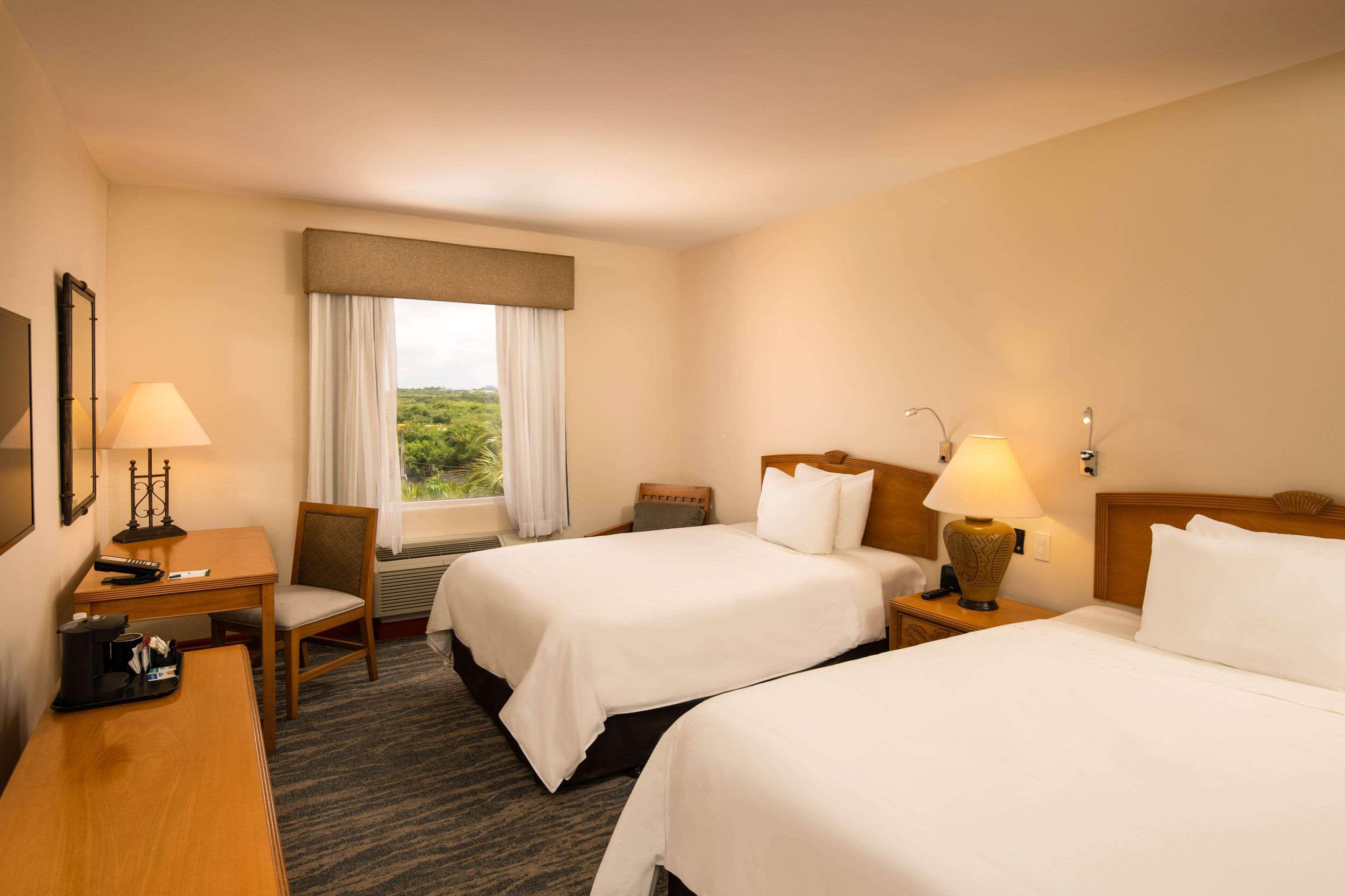 Four Points By Sheraton Santo Domingo Buitenkant foto