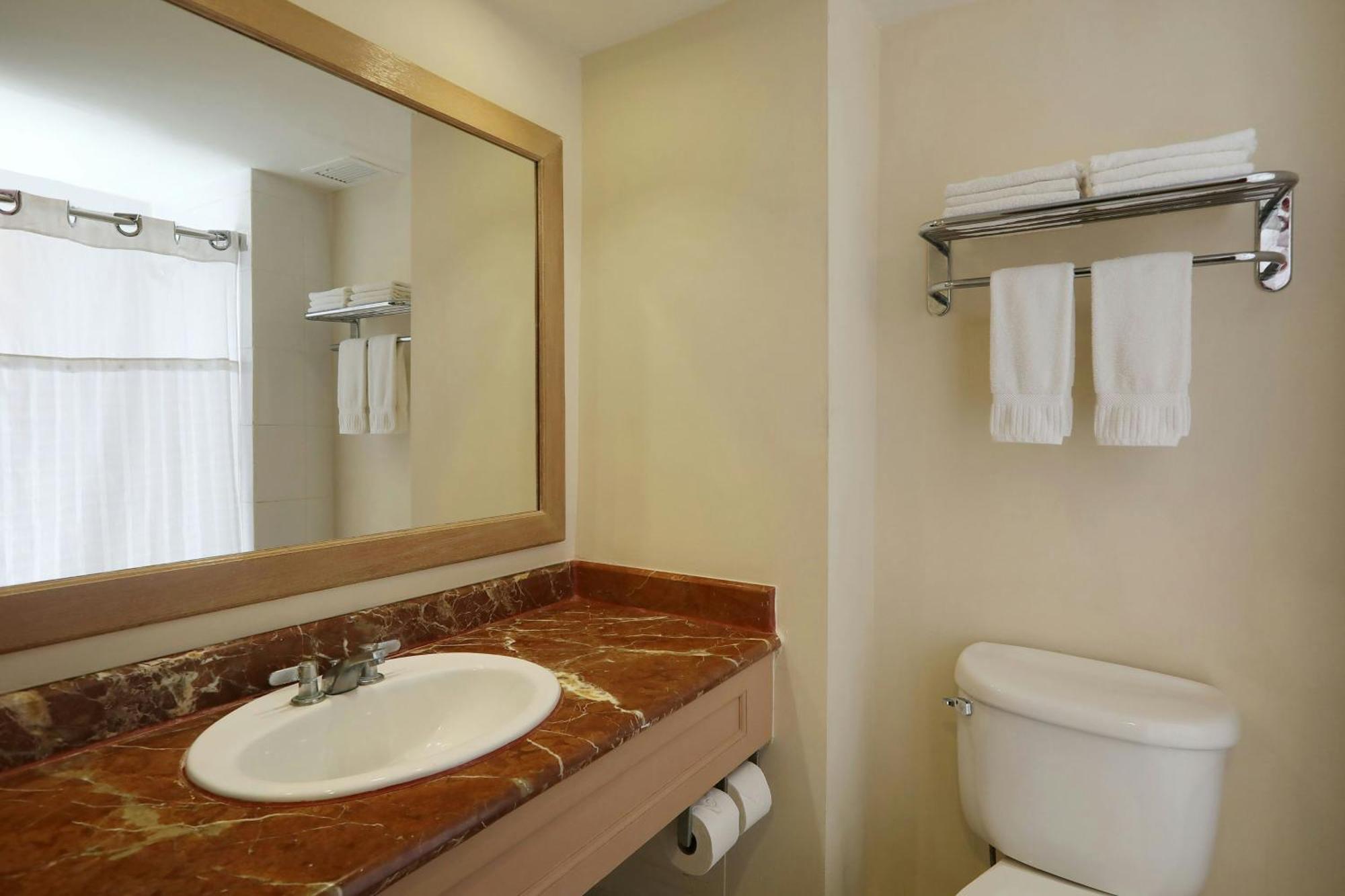 Four Points By Sheraton Santo Domingo Buitenkant foto